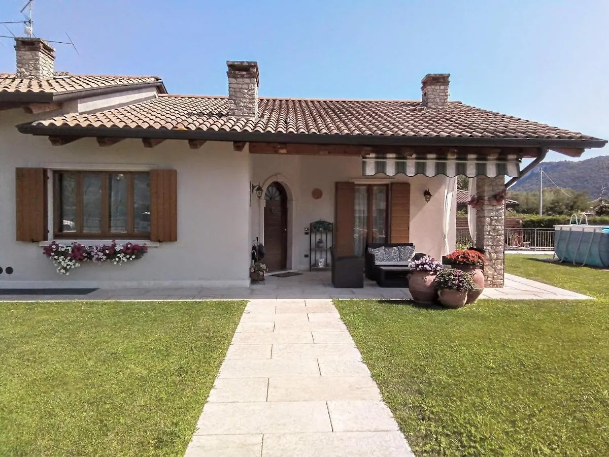 Villa Bonetti Costermano Guest house